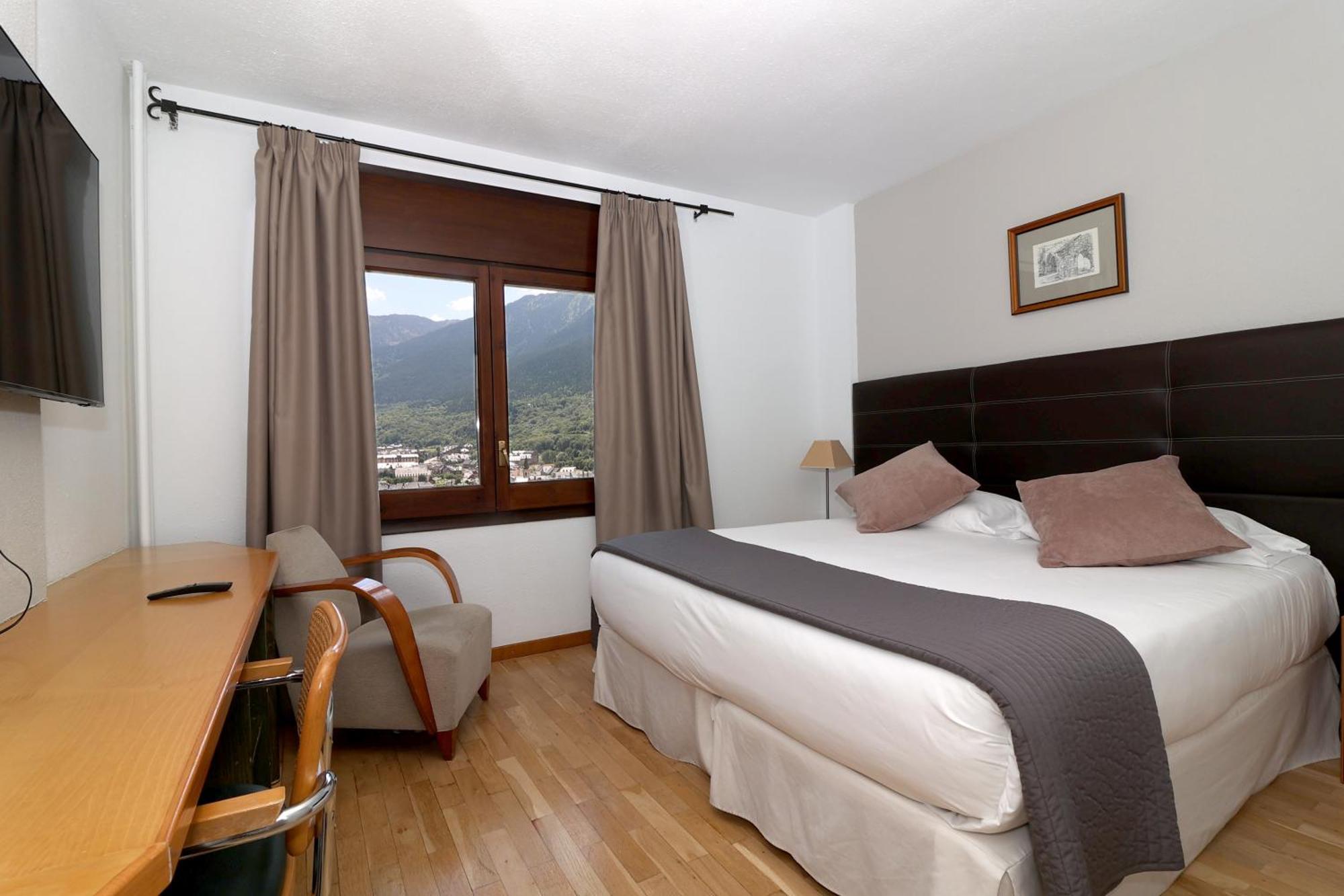 Hotel Blu Aran Vielha Exterior photo